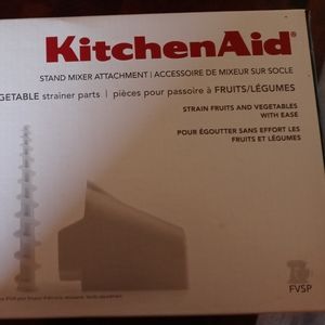 NEW KitchenAid fruit and vegetable stainer